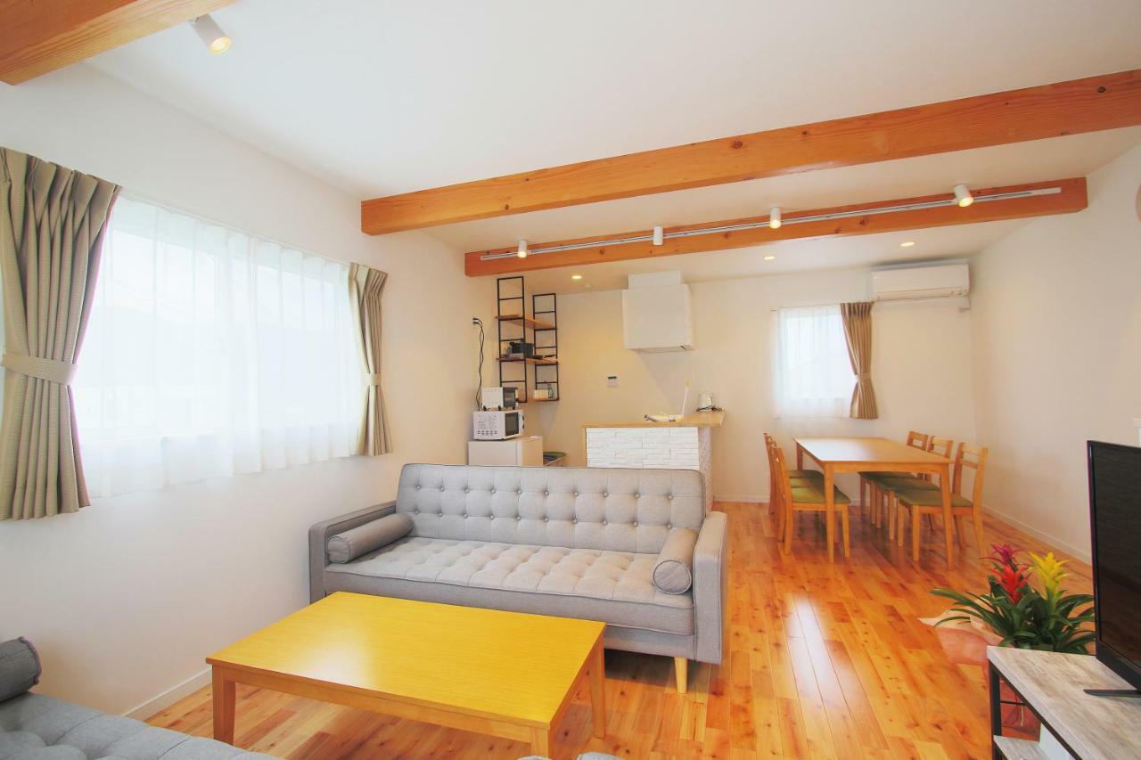 Villas Waraku Fujiyoshida Esterno foto